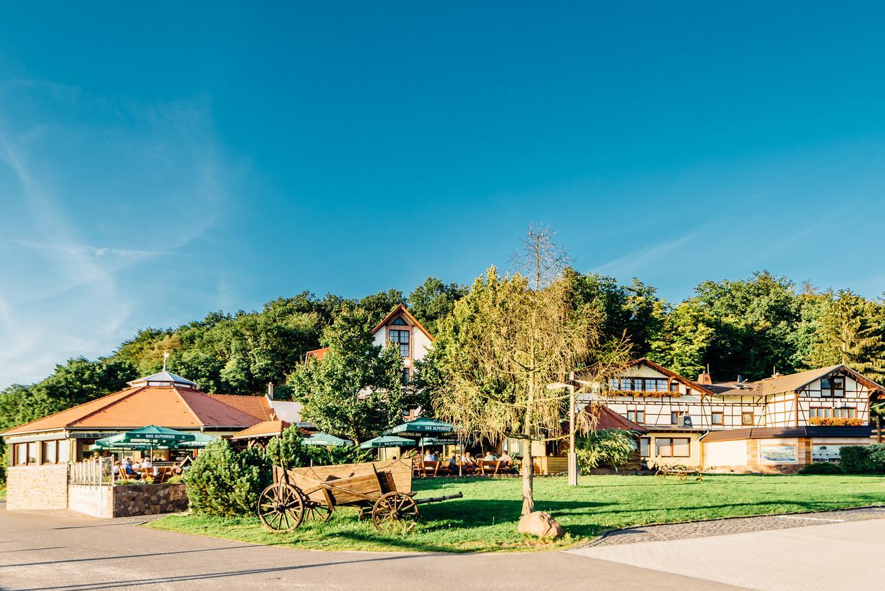 Отель Erlebnishotel 